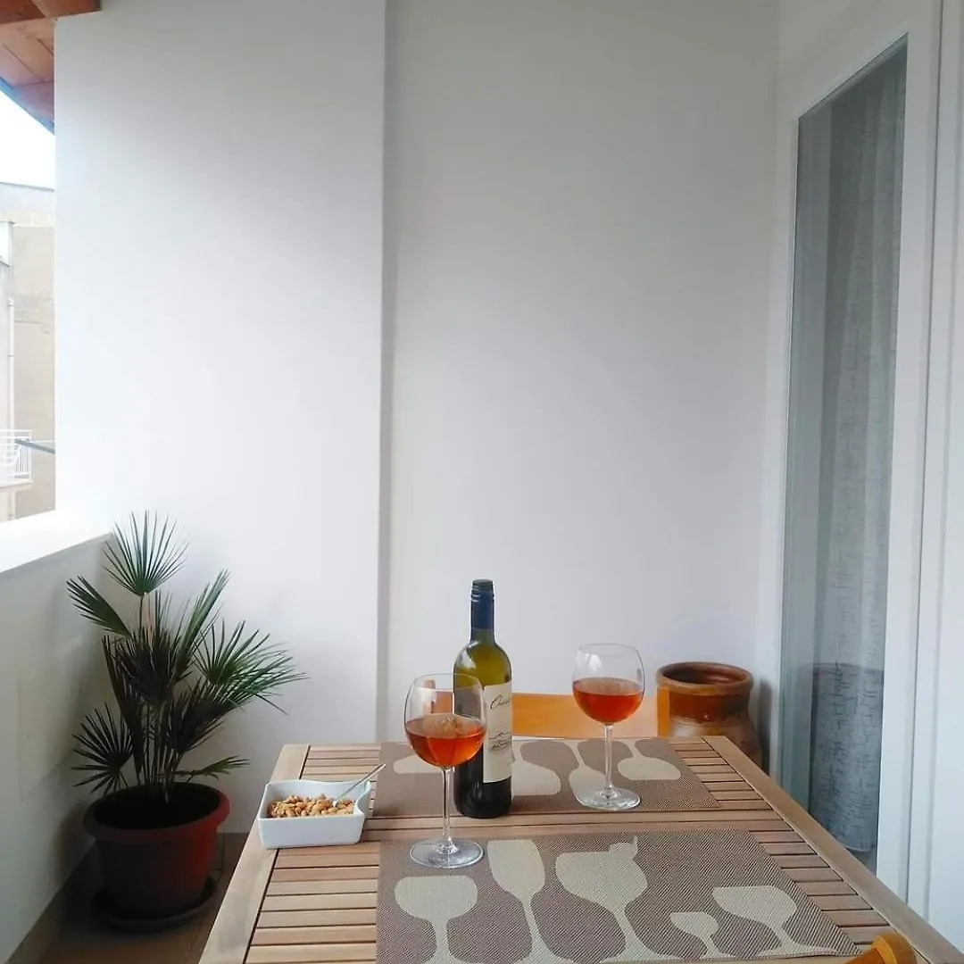 게스트하우스 Alcamo Rooms Con Garage Privato